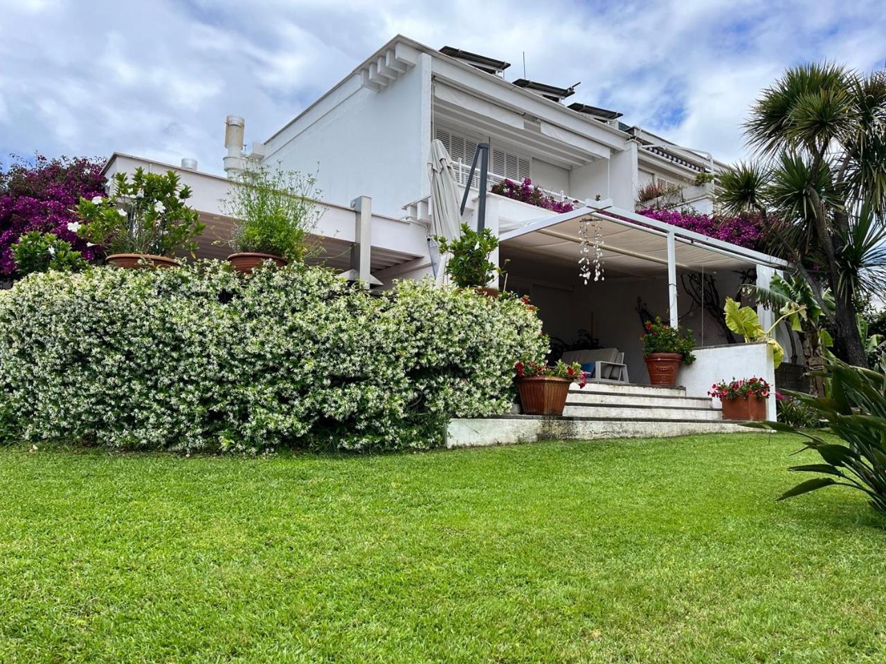 Casa De La Luna Nettuno Bagian luar foto